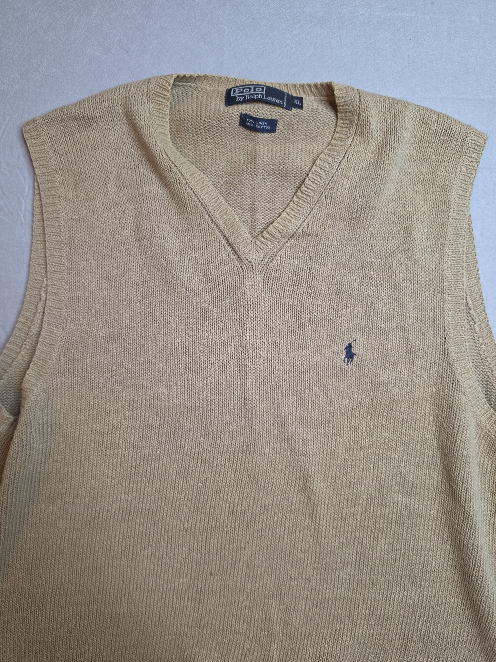 Polo by Ralph Lauren Men’s V-Neck Sweater Vest in Khaki Lenin/cotton XL